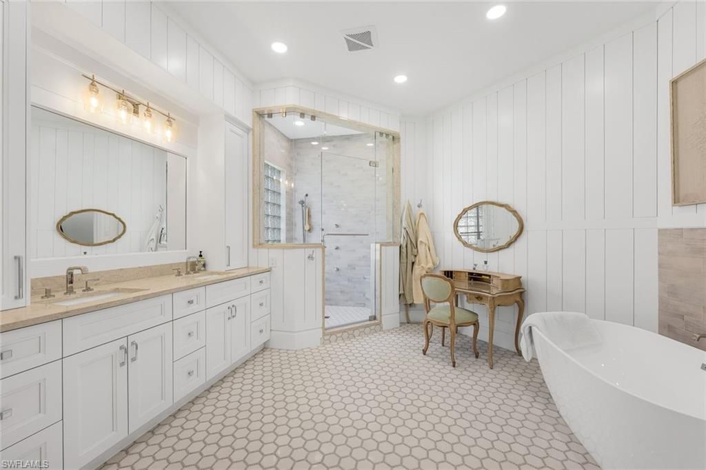 5092 Cerromar Dr, Naples, FL 34112 Photo