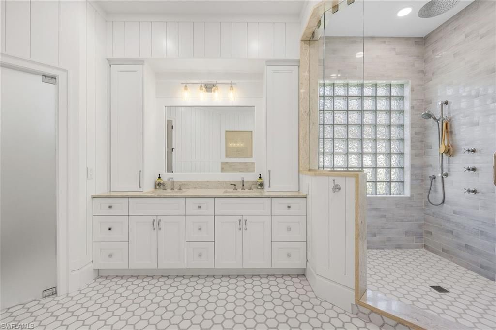 5092 Cerromar Dr, Naples, FL 34112 Photo