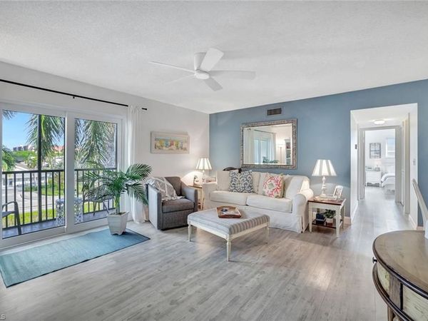 766 Central AVE, Unit 303, NAPLES, FL 34102