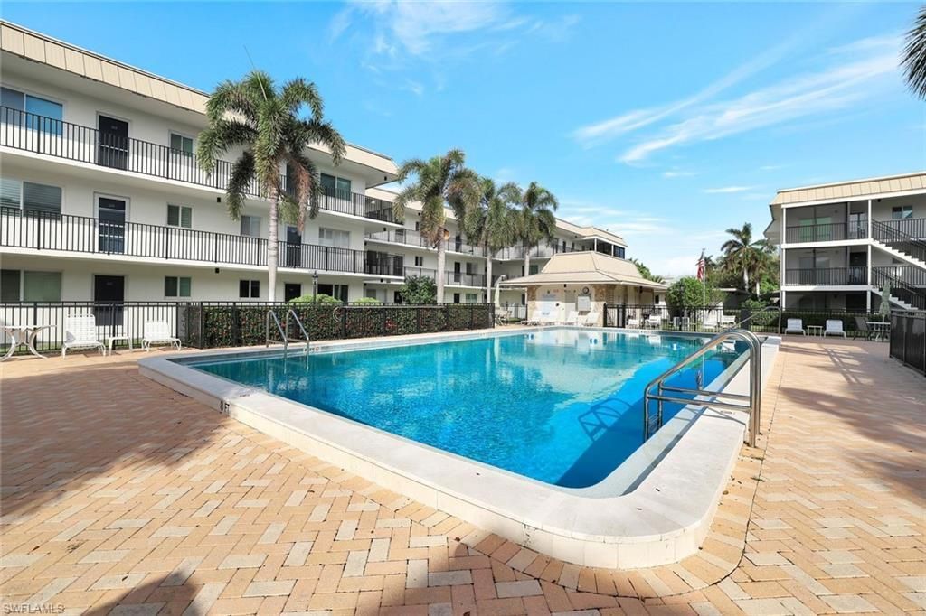 766 Central Ave, Unit 303, Naples, FL 34102 Photo