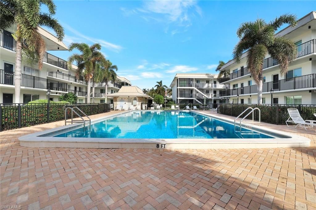 766 Central Ave, Unit 303, Naples, FL 34102 Photo
