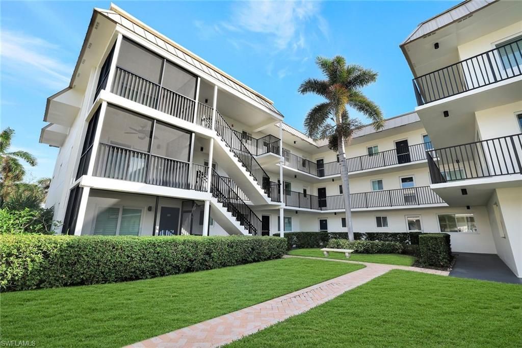 766 Central Ave, Unit 303, Naples, FL 34102 Photo