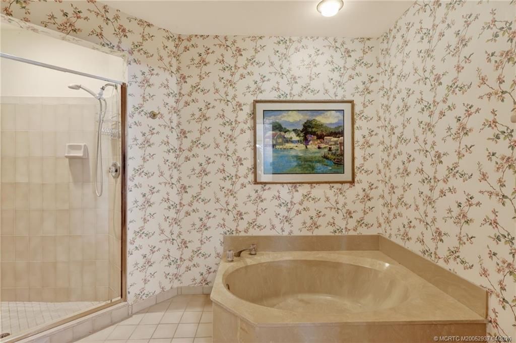 6001 SE Martinique Drive, Unit 104, Stuart, FL 34997 Photo