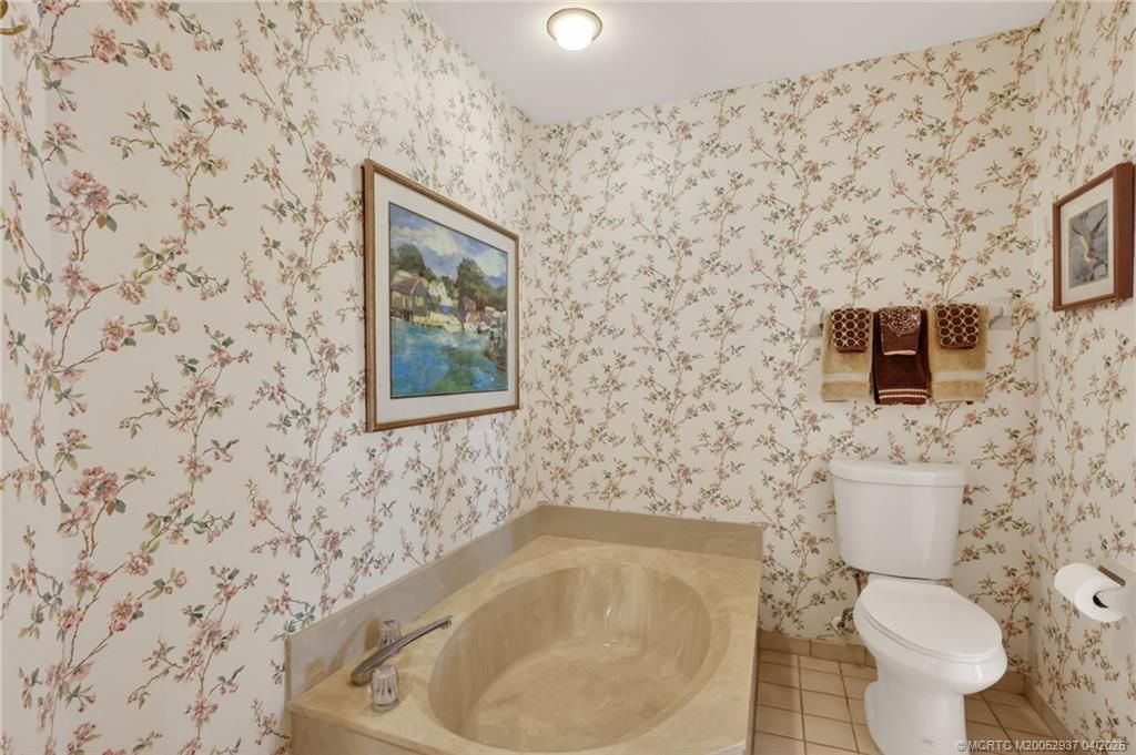 6001 SE Martinique Drive, Unit 104, Stuart, FL 34997 Photo