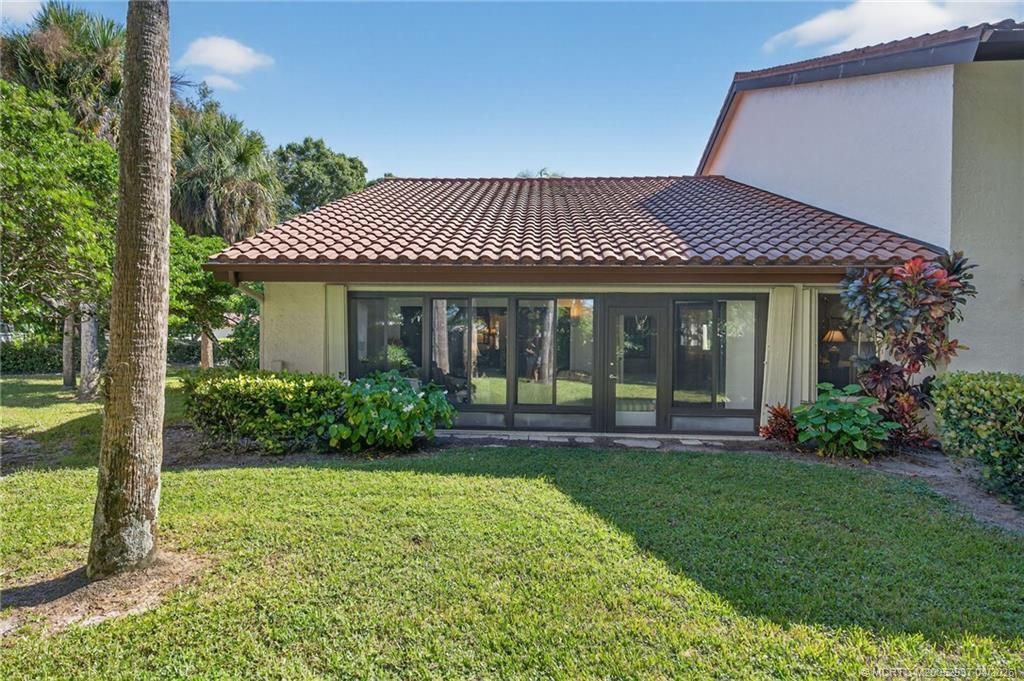 6001 SE Martinique Drive, Unit 104, Stuart, FL 34997 Photo