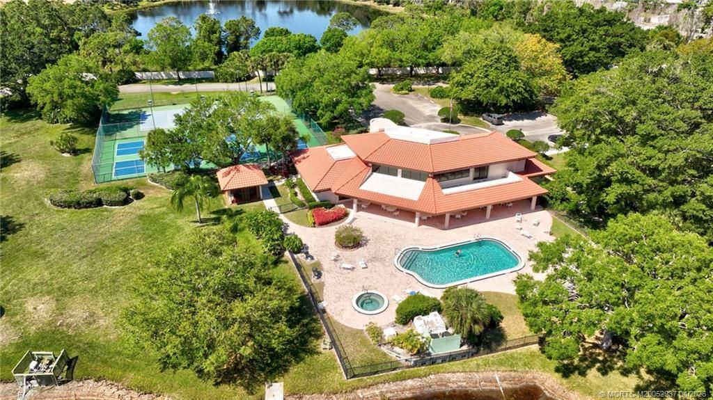 6001 SE Martinique Drive, Unit 104, Stuart, FL 34997 Photo