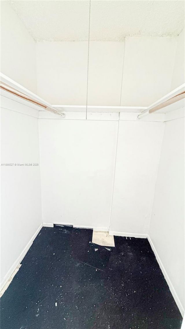 1351 NE Miami Gardens Dr, Unit 1404E, Miami, FL 33179 Photo