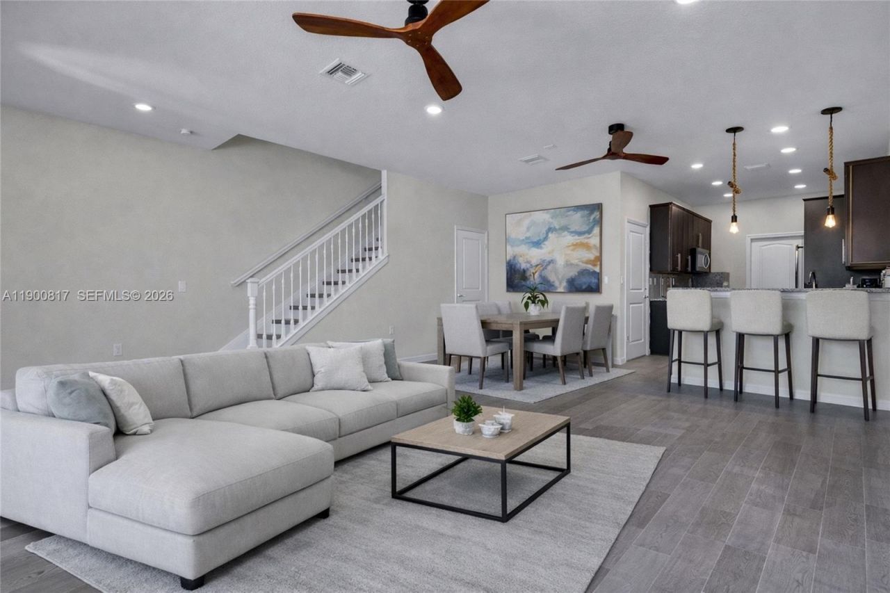 4810 Eucalyptus Dr, Unit 3, Hollywood, FL 33021 Photo