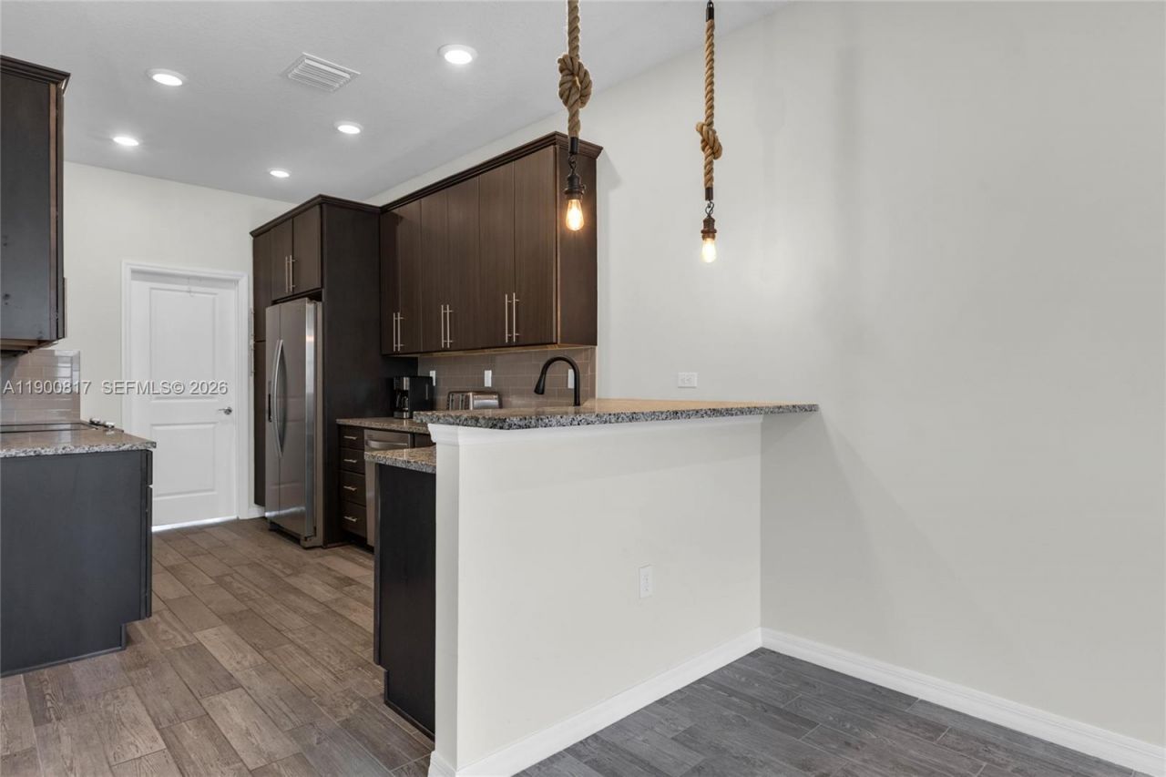 4810 Eucalyptus Dr, Unit 3, Hollywood, FL 33021 Photo