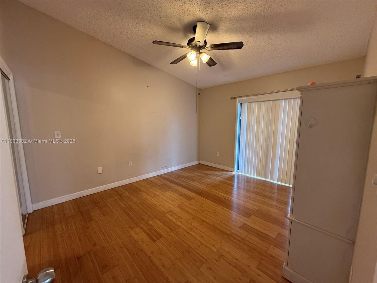 2901 San Remo Cir, Homestead, FL 33035 Photo