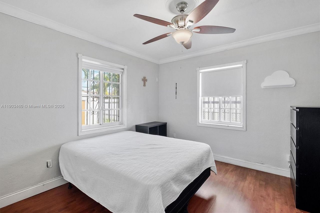 7231 SW 6th St, Miami, FL 33144 Photo