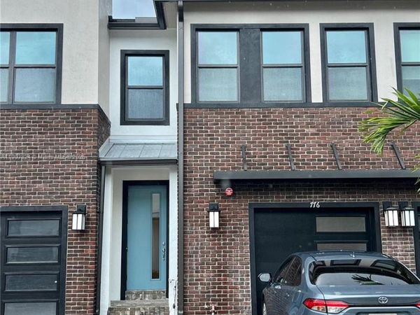 776 NW 82th Ter, Unit 776, Plantation, FL 33324