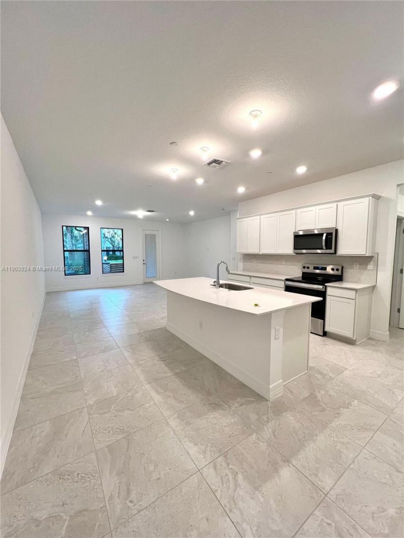 776 NW 82th Ter, Unit 776, Plantation, FL 33324 Photo