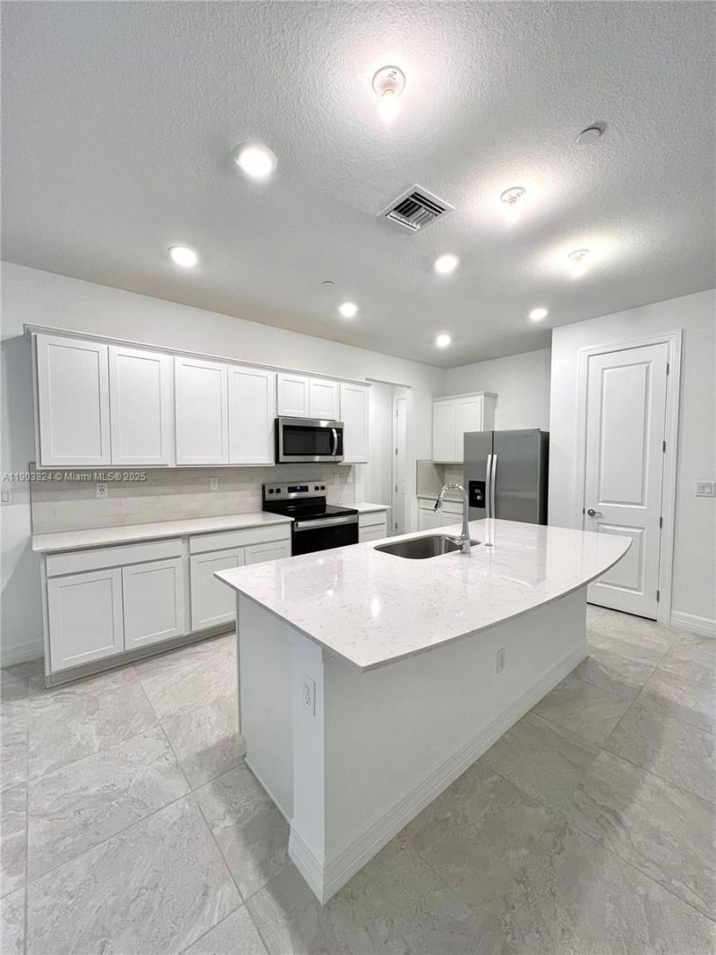 776 NW 82th Ter, Unit 776, Plantation, FL 33324 Photo