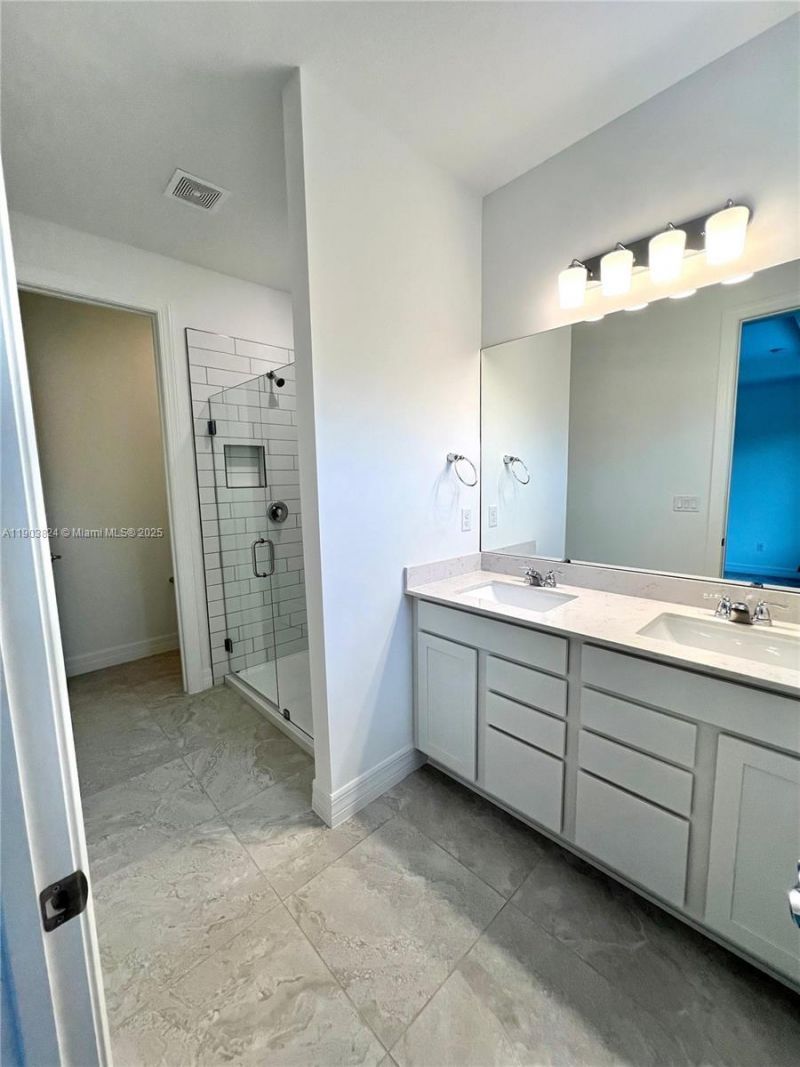776 NW 82th Ter, Unit 776, Plantation, FL 33324 Photo