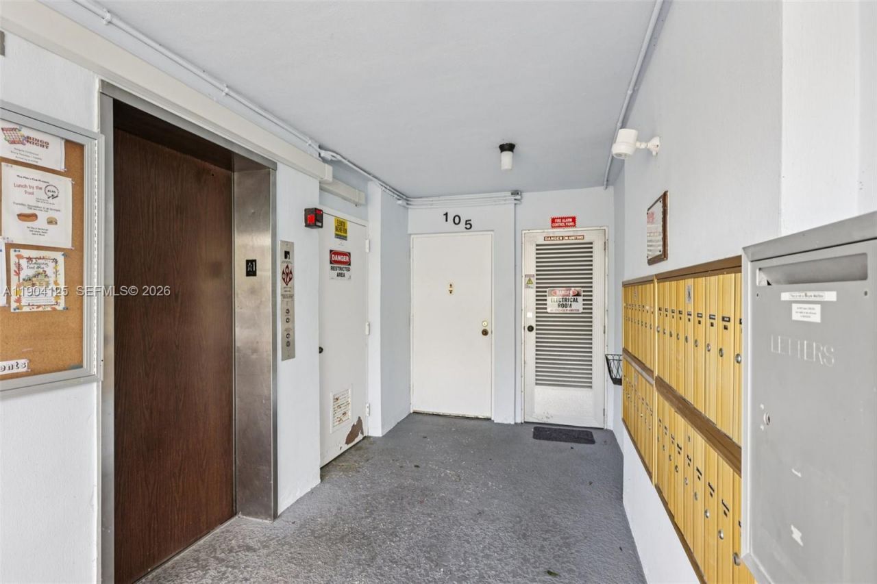 2012 S Federal Hwy, Unit 105, Boynton Beach, FL 33435 Photo