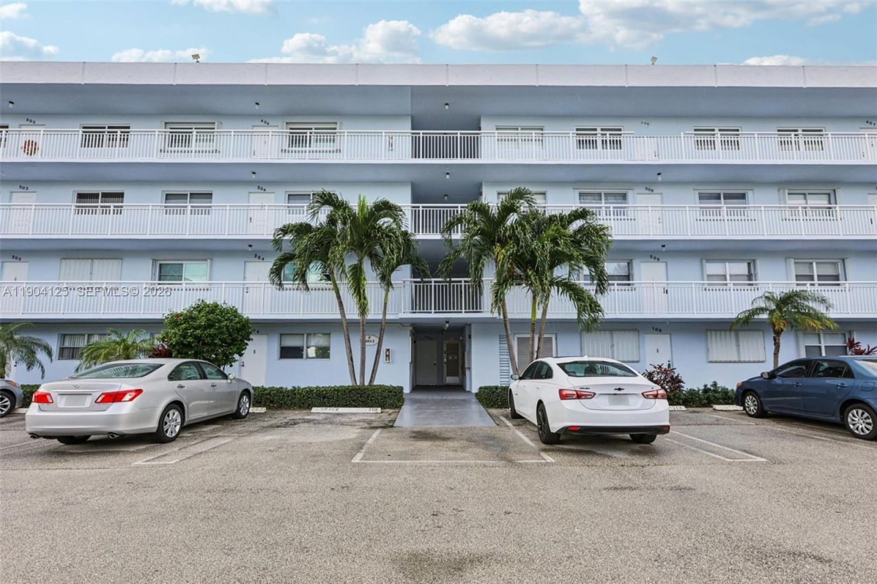 2012 S Federal Hwy, Unit 105, Boynton Beach, FL 33435 Photo