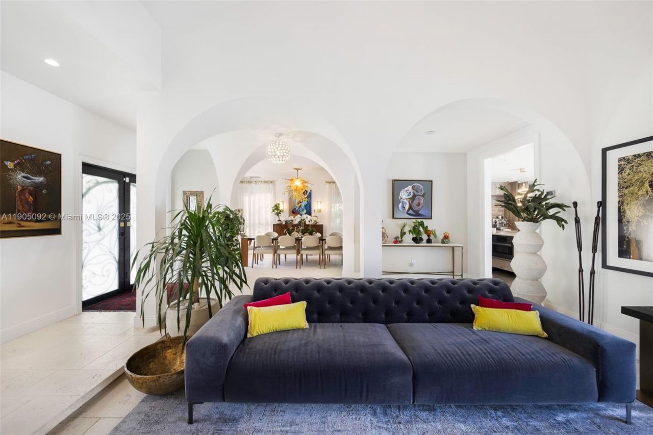 1233 102nd St, Bay Harbor Islands, FL 33154 Photo