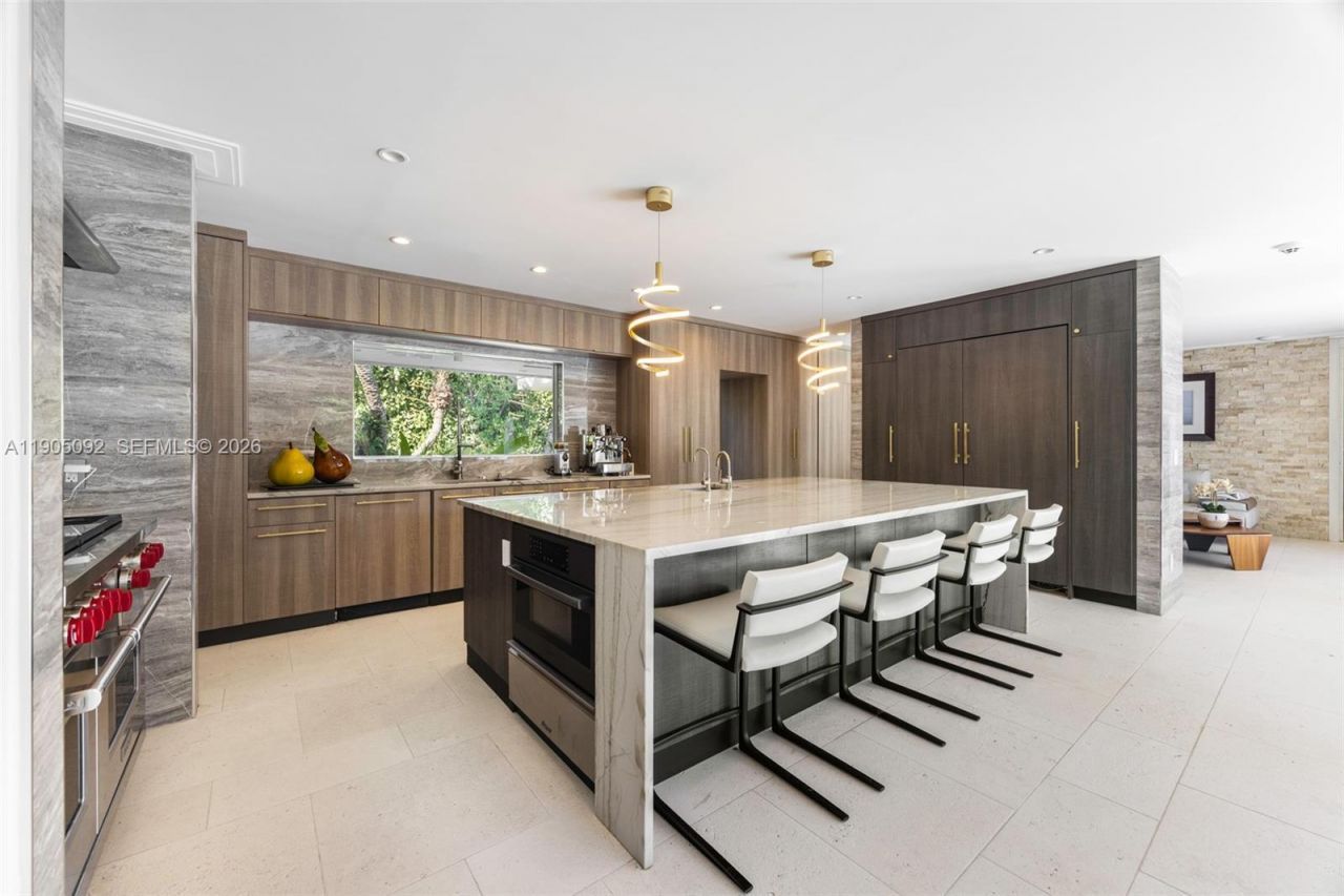 1233 102nd St, Bay Harbor Islands, FL 33154 Photo