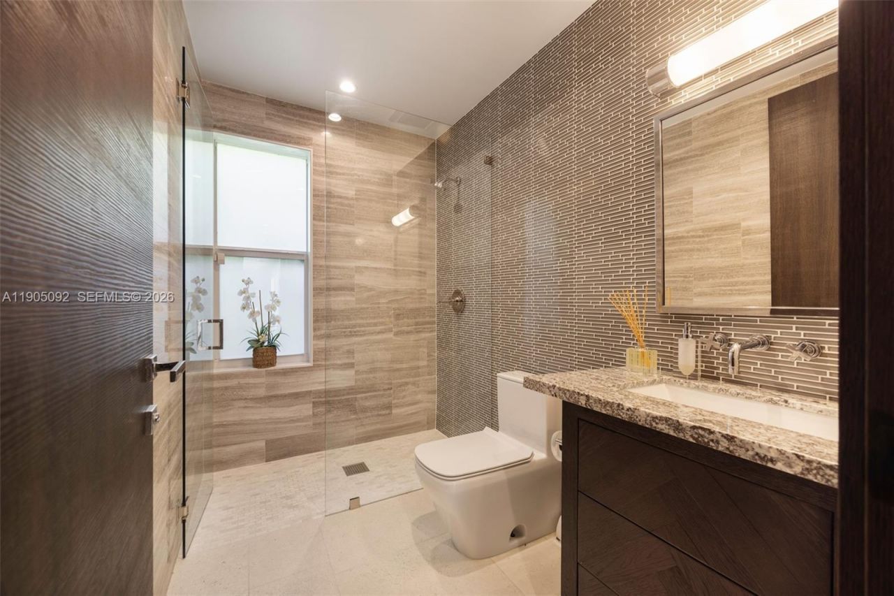 1233 102nd St, Bay Harbor Islands, FL 33154 Photo