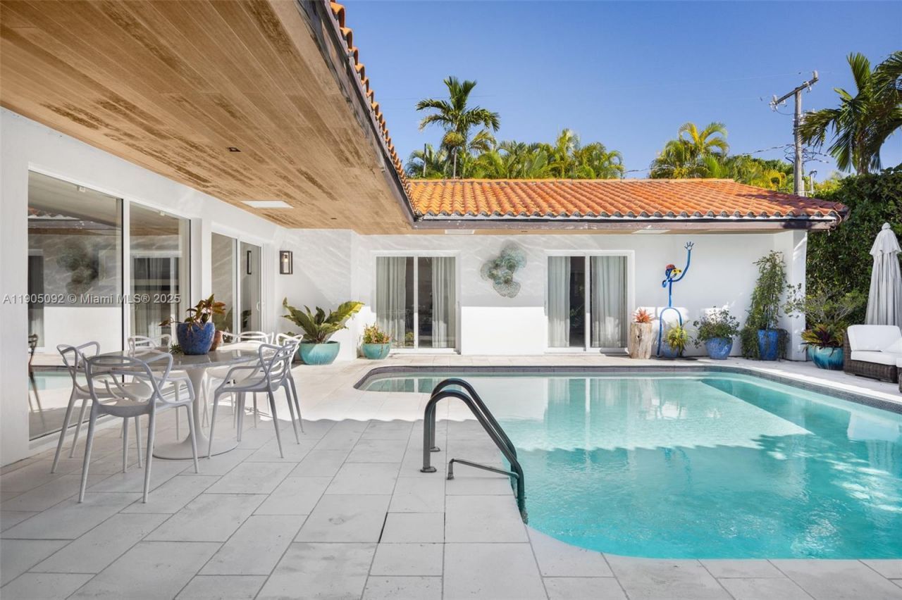 1233 102nd St, Bay Harbor Islands, FL 33154 Photo