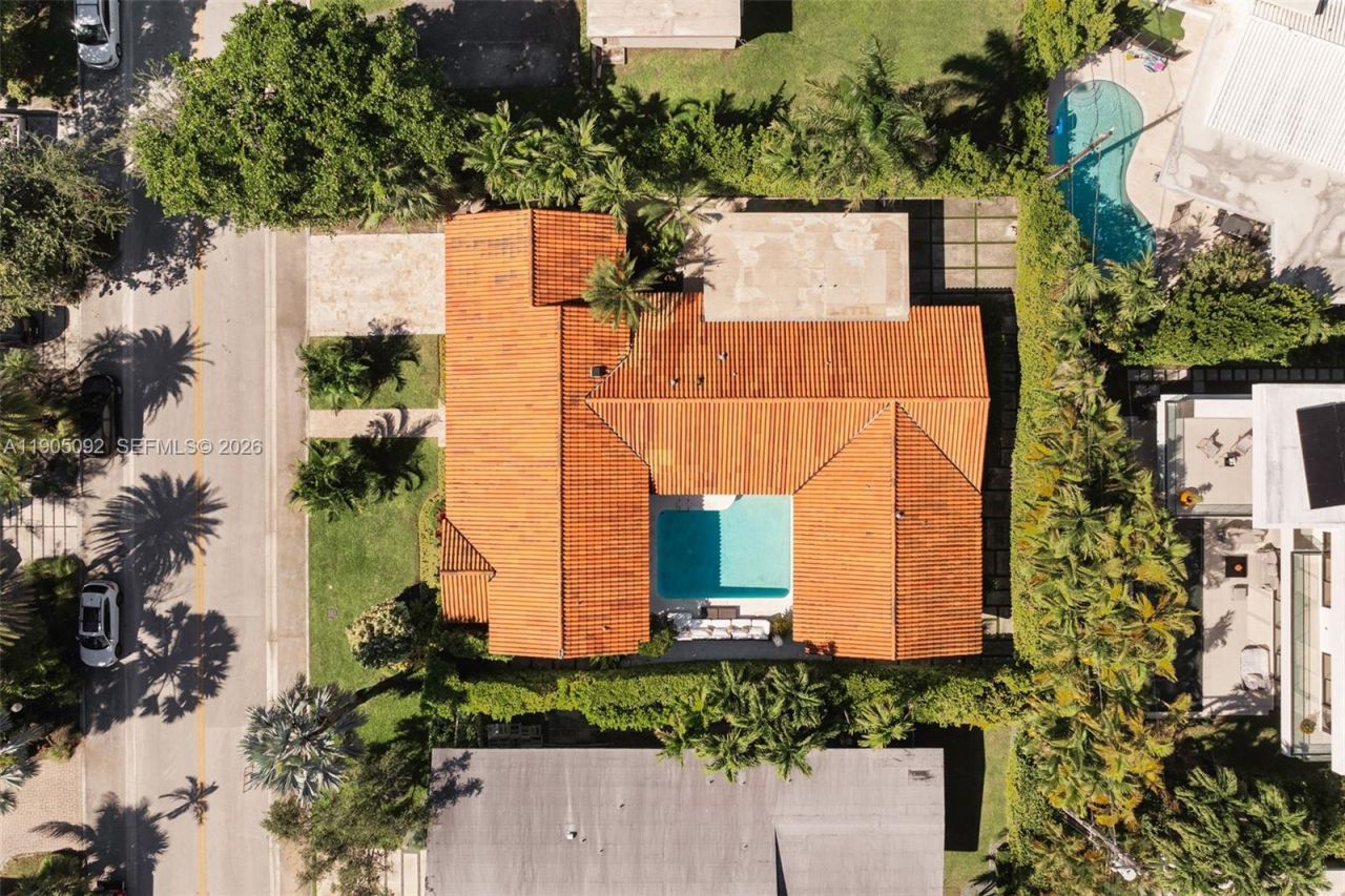 1233 102nd St, Bay Harbor Islands, FL 33154 Photo