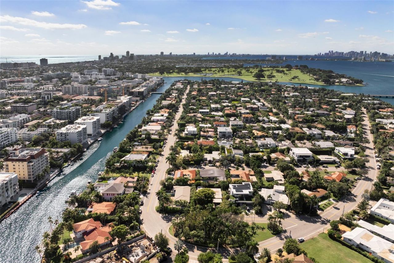 1233 102nd St, Bay Harbor Islands, FL 33154 Photo