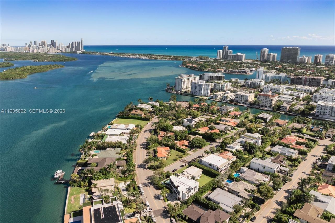 1233 102nd St, Bay Harbor Islands, FL 33154 Photo