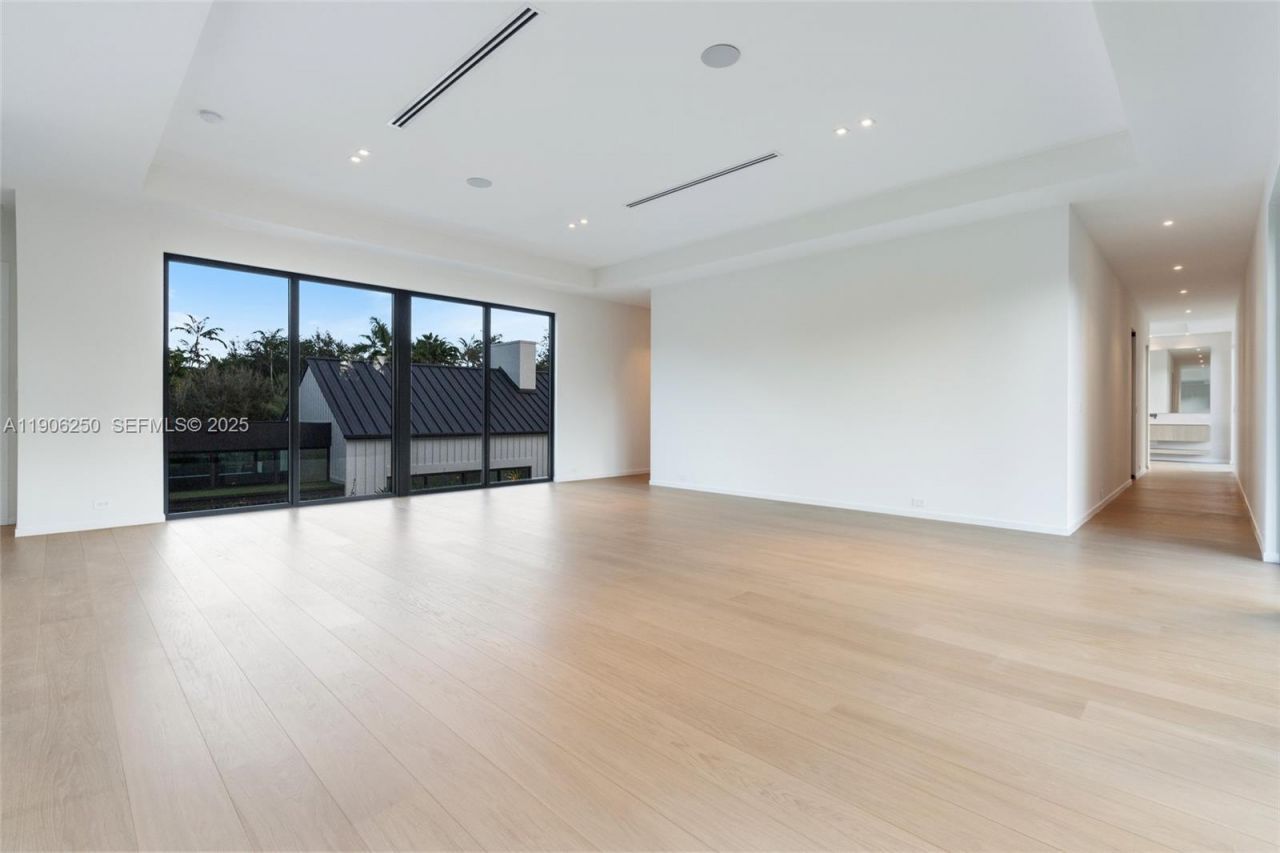 9400 SW 60th Ct, Pinecrest, FL 33156 Photo