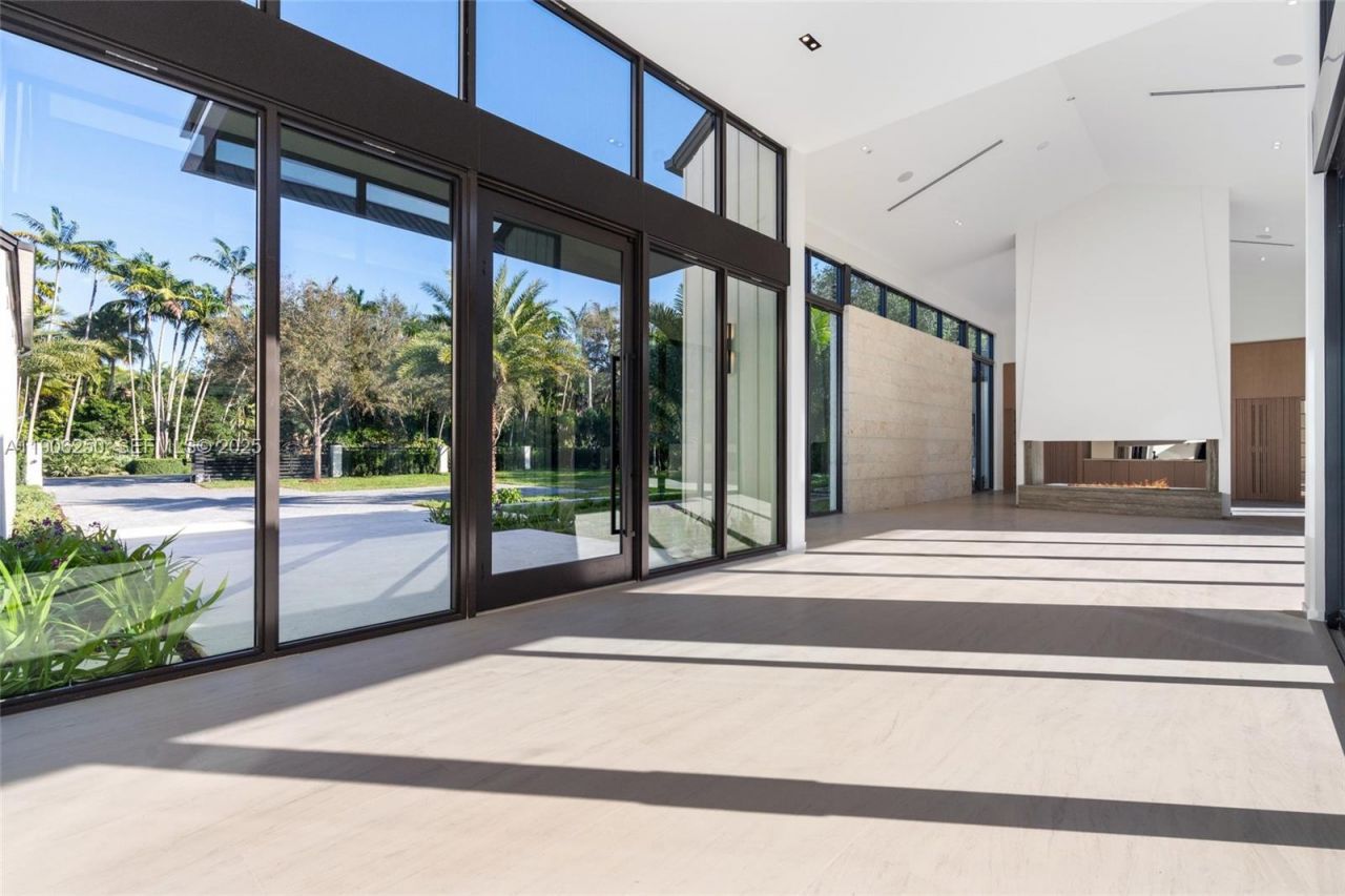 9400 SW 60th Ct, Pinecrest, FL 33156 Photo