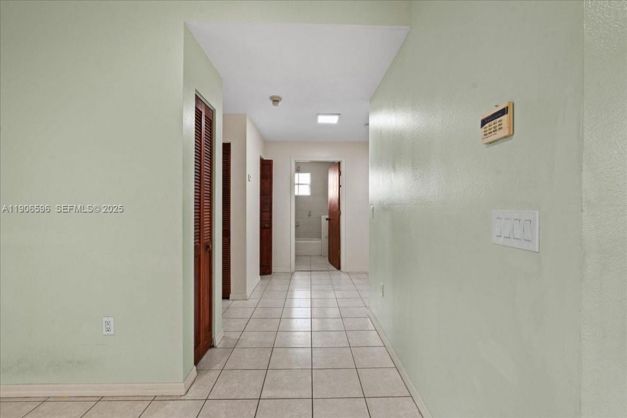 12970 SW 187th Ter, Miami, FL 33177 Photo