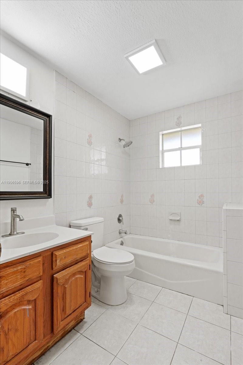 12970 SW 187th Ter, Miami, FL 33177 Photo