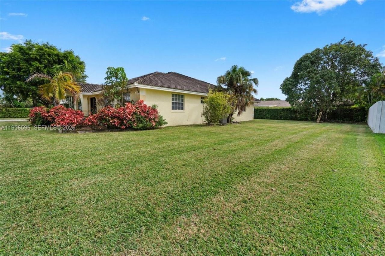 12970 SW 187th Ter, Miami, FL 33177 Photo