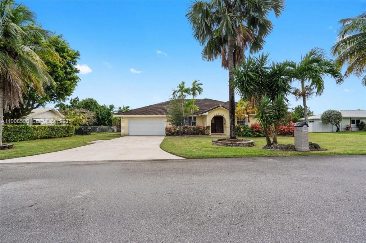 12970 SW 187th Ter, Miami, FL 33177 Photo