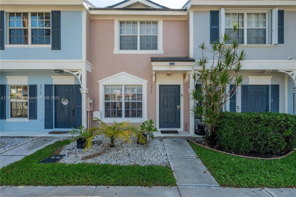 3310 Concert Ln, Unit 129, Margate, FL 33063 Photo