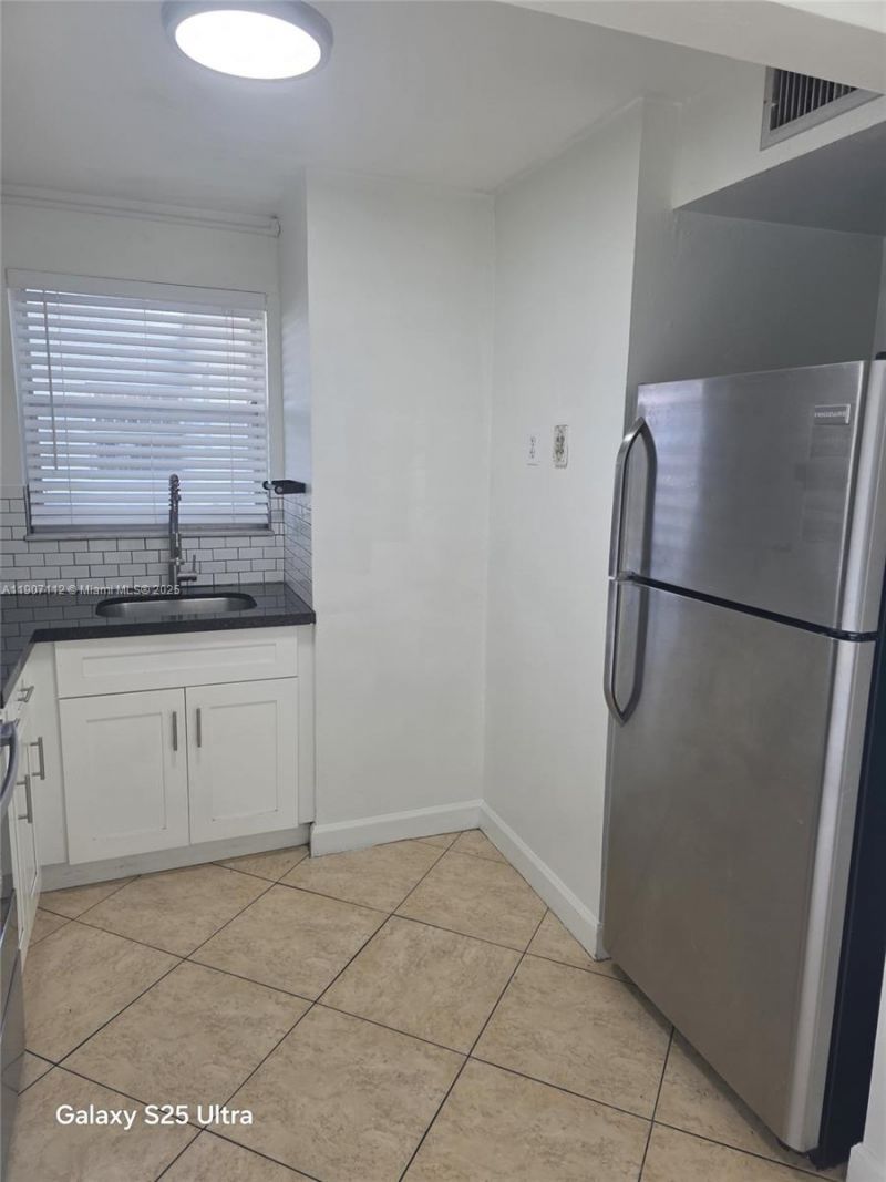 Please Call For Address, Unit 506, Miami, FL 33172 Photo