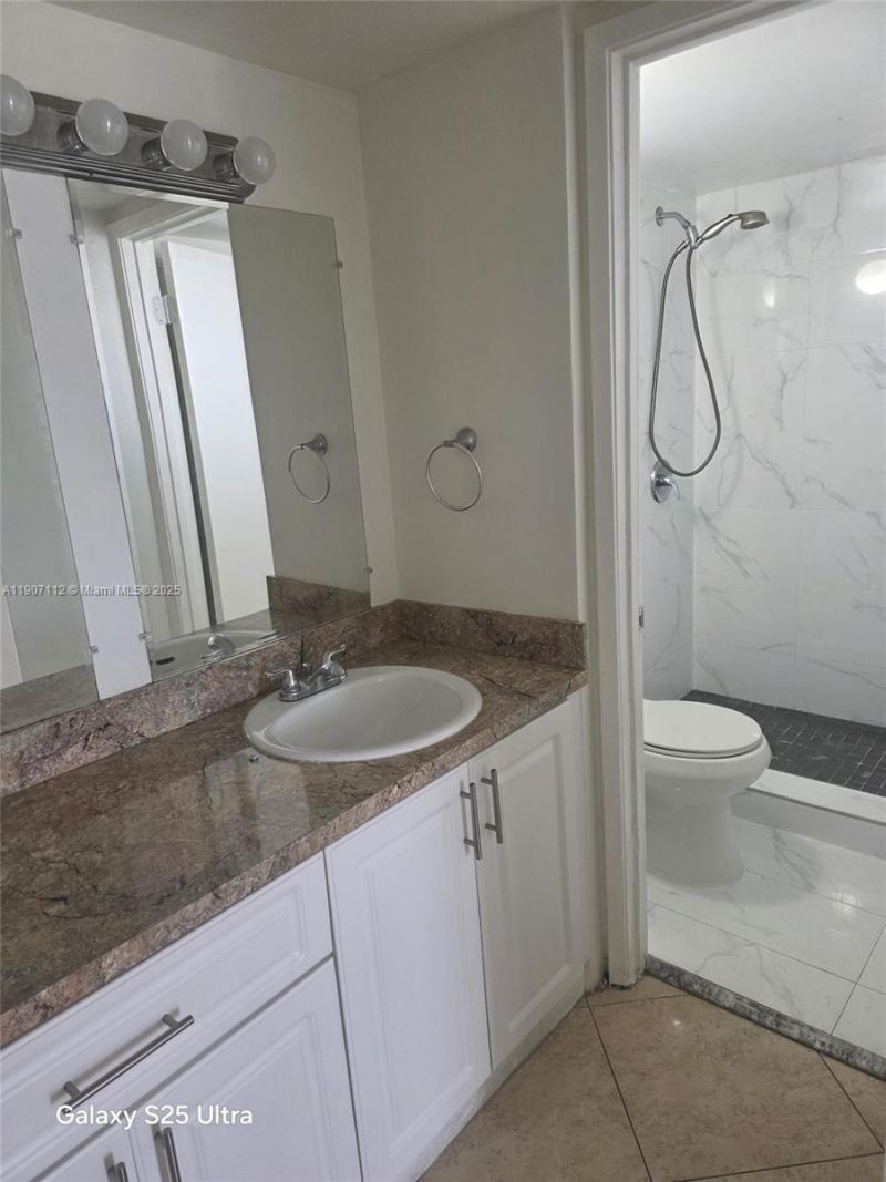 Please Call For Address, Unit 506, Miami, FL 33172 Photo