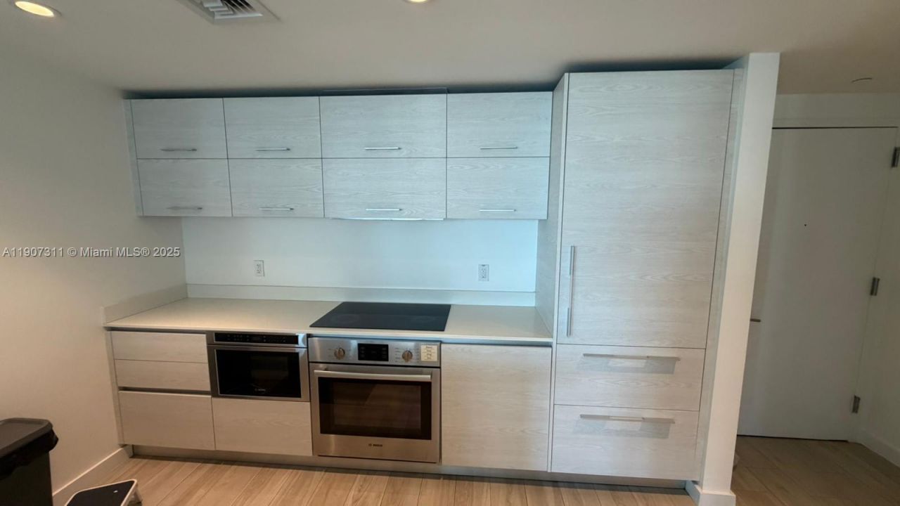 1300 S Miami Ave, Unit 3809, Miami, FL 33130 Photo