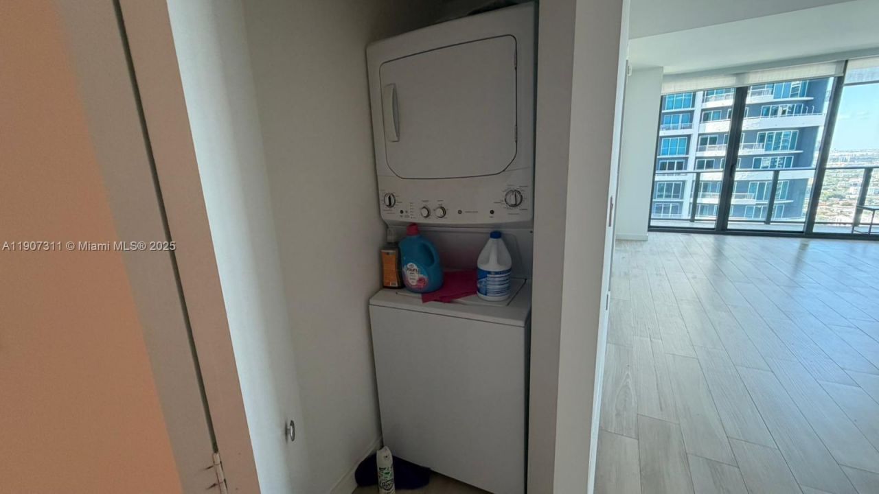 1300 S Miami Ave, Unit 3809, Miami, FL 33130 Photo