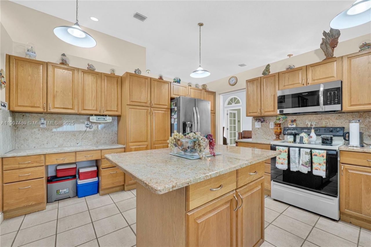 11041 SW 138th Ave, Miami, FL 33186 Photo