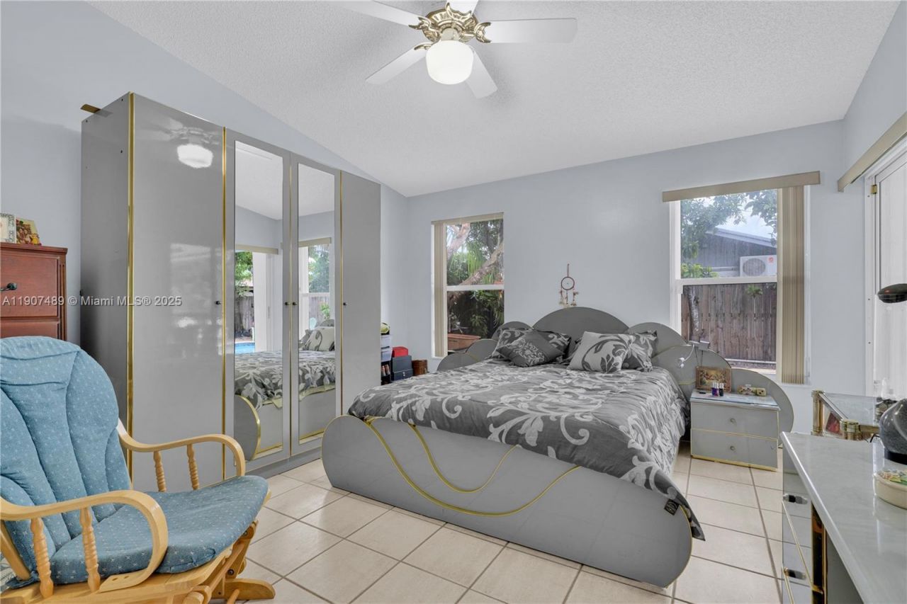 11041 SW 138th Ave, Miami, FL 33186 Photo