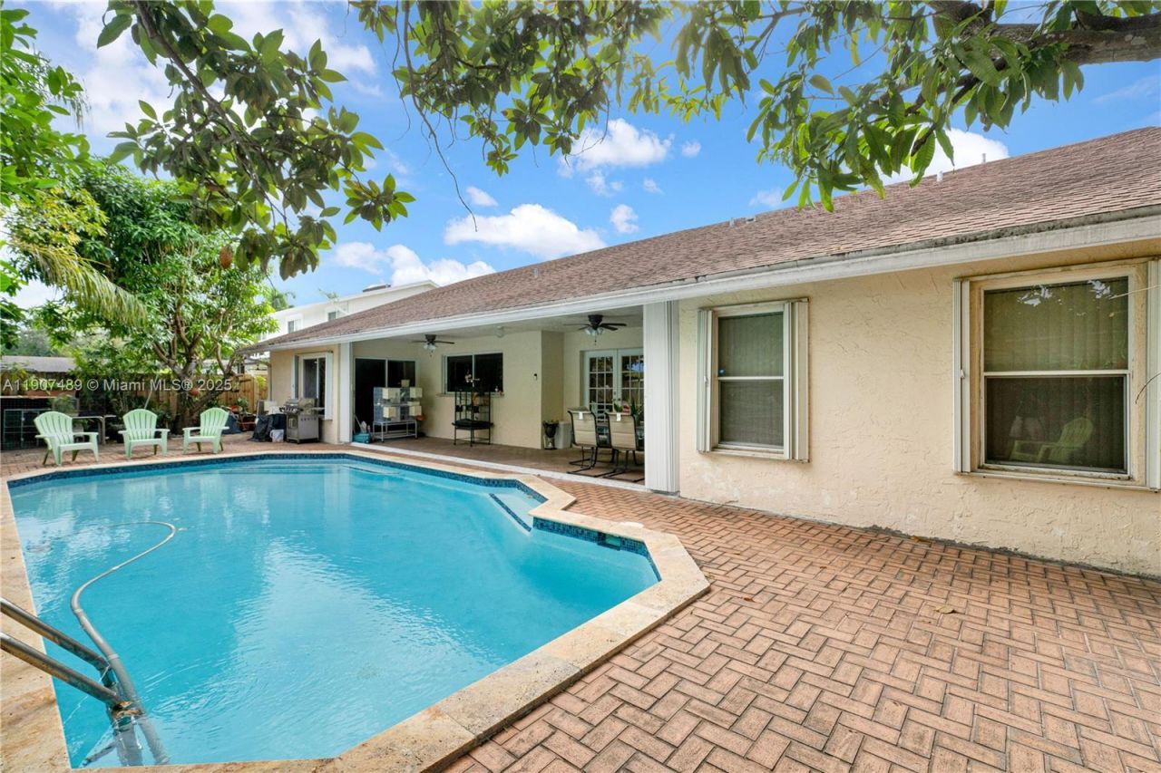 11041 SW 138th Ave, Miami, FL 33186 Photo