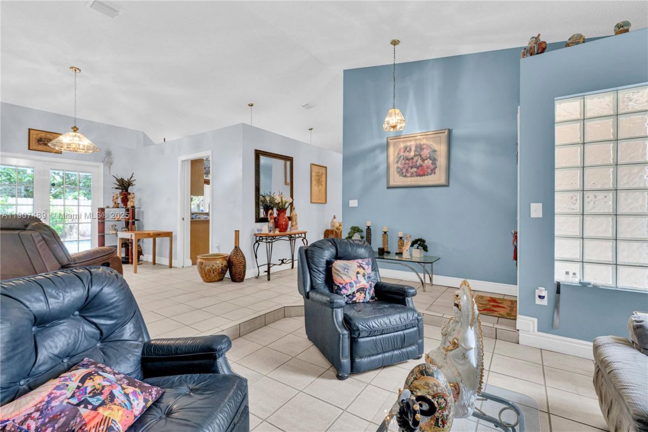 11041 SW 138th Ave, Miami, FL 33186 Photo