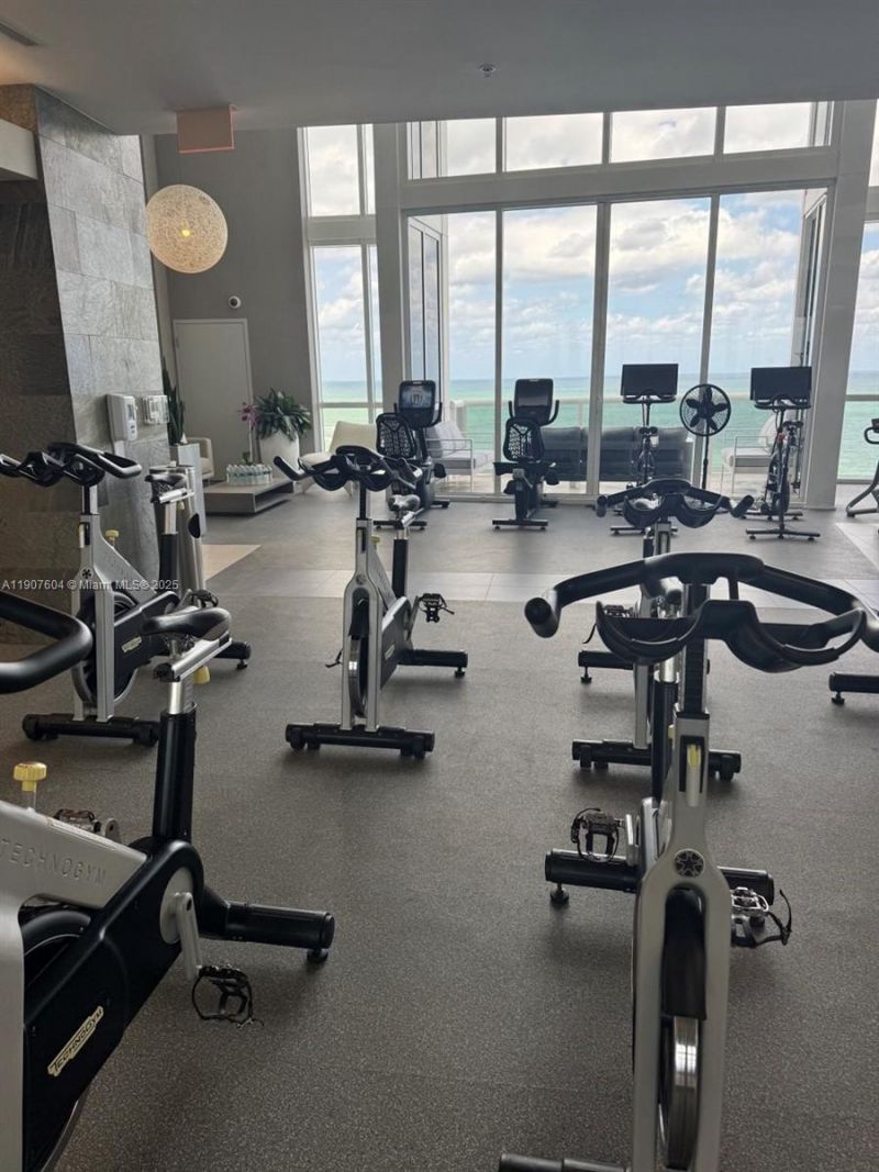 18201 Collins Ave, Unit 1408, Sunny Isles Beach, FL 33160 Photo