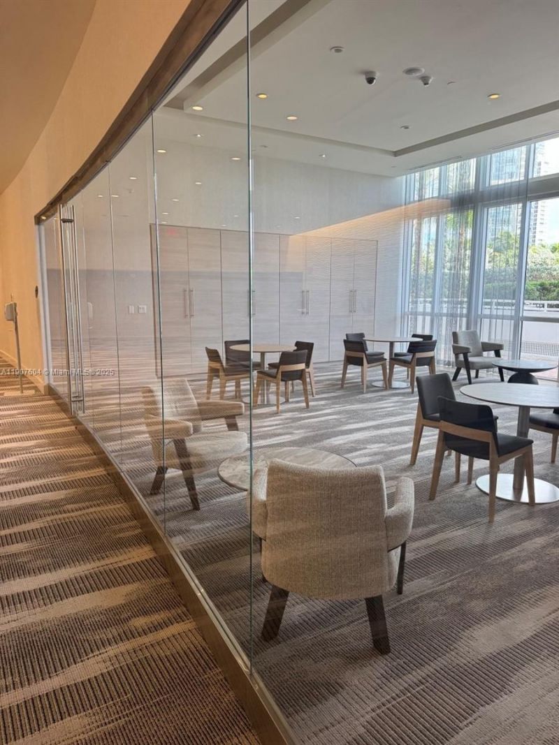 18201 Collins Ave, Unit 1408, Sunny Isles Beach, FL 33160 Photo