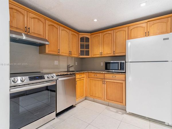 2821 N Miami Beach Blvd, Unit 6Q, North Miami Beach, FL 33160