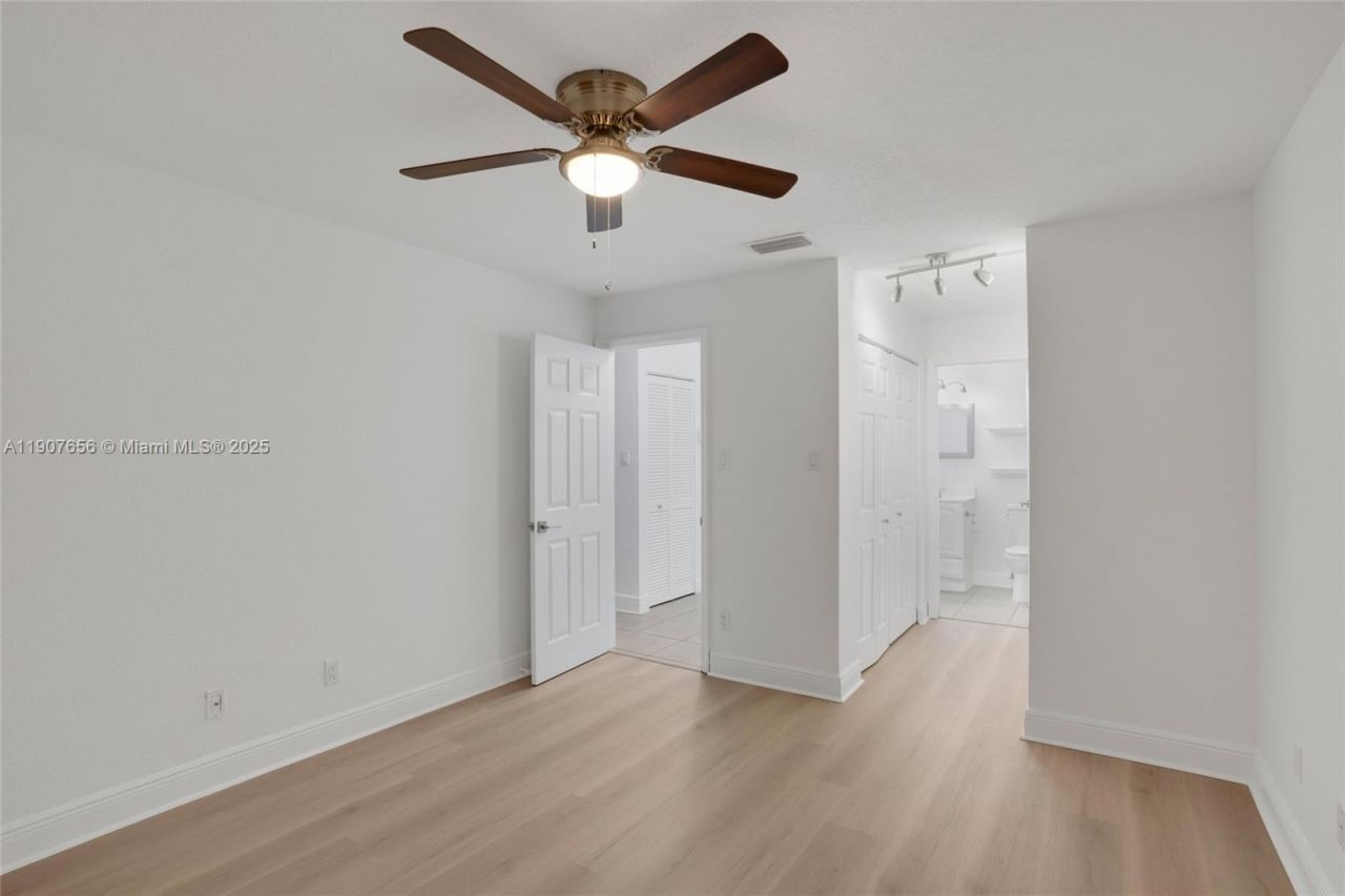 15770 SW 106th Ter, Unit 208, Miami, FL 33196 Photo