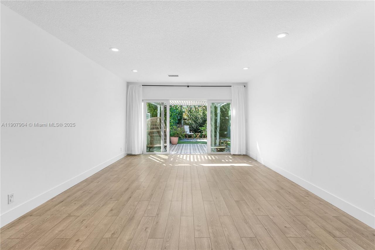 1616 NE 5th St., Fort Lauderdale, FL 33301 Photo