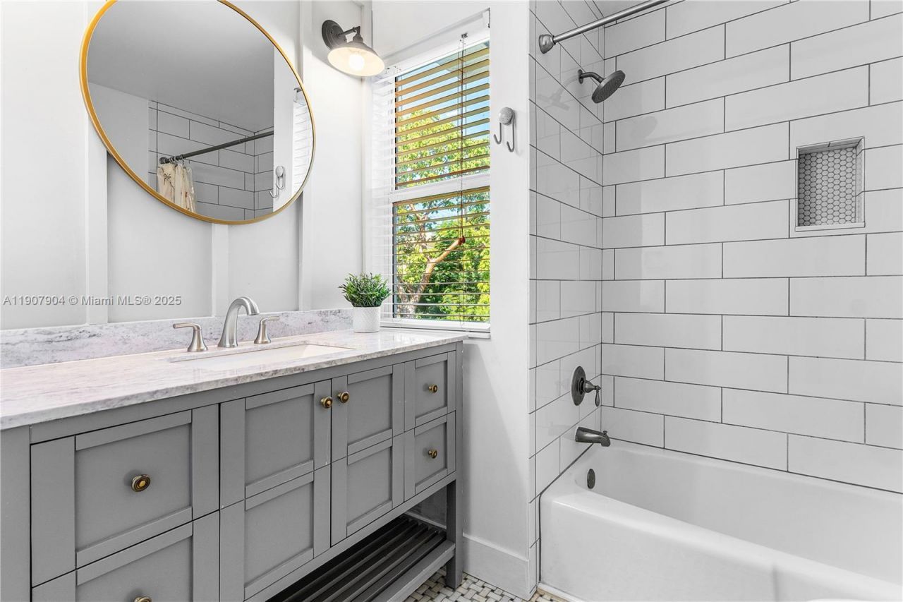 1616 NE 5th St., Fort Lauderdale, FL 33301 Photo