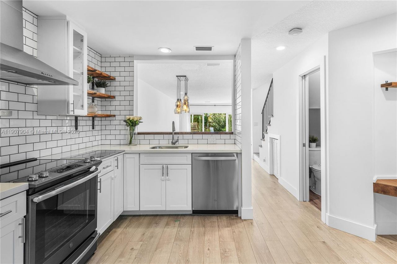 1616 NE 5th St., Fort Lauderdale, FL 33301 Photo